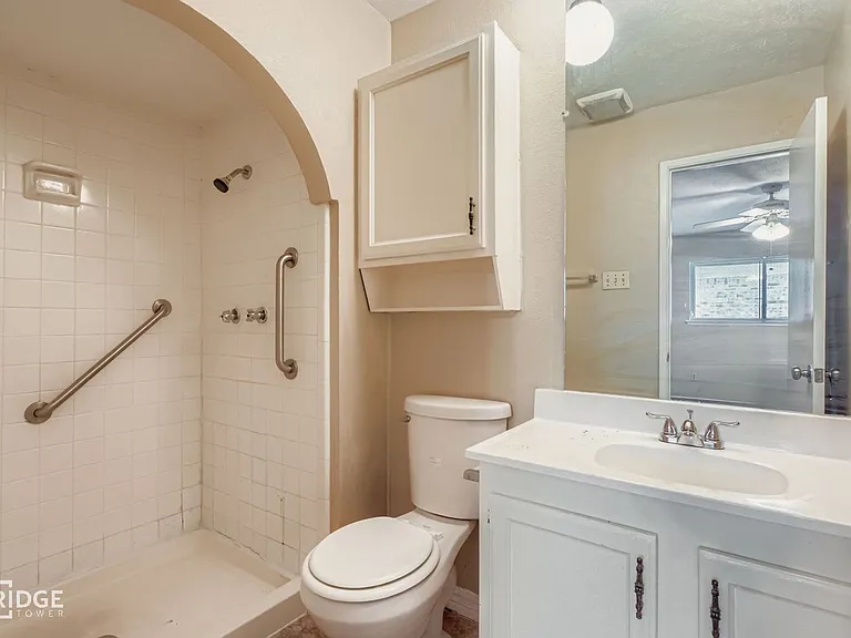 11026 McCree Rd — Photo 19