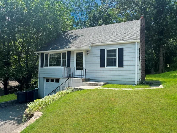 4 Dogwood Drive, Stony Brook, NY 11790