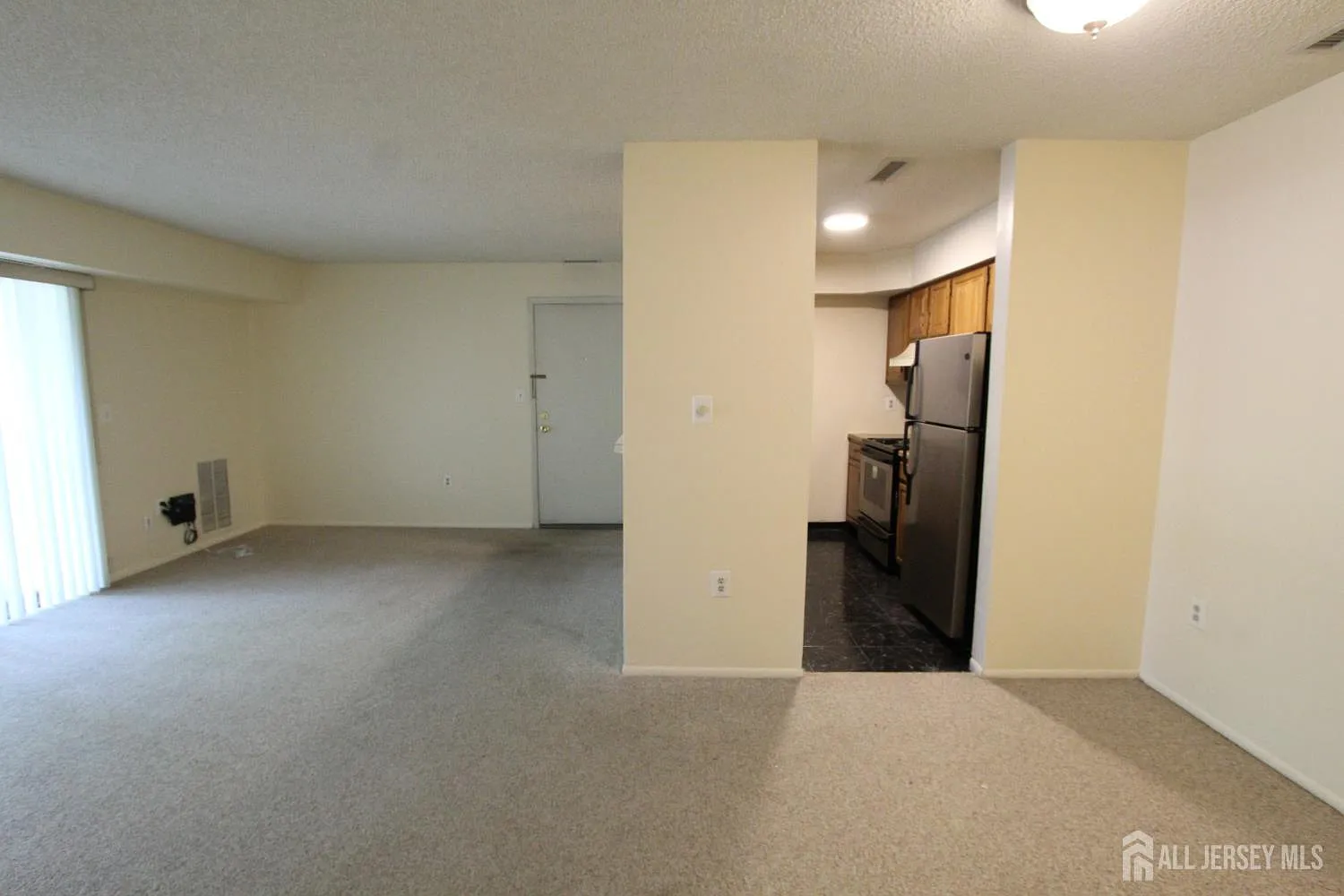 1 bed, 1.0 bath, 620 sqft, $1,750 — Photo 3