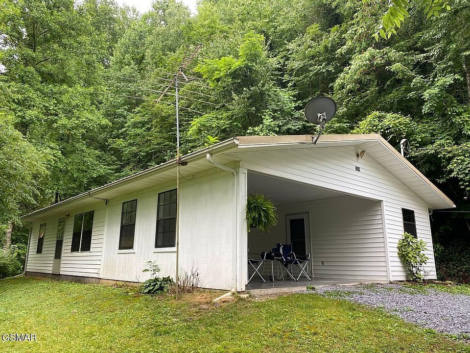 1st image of 2204 Grassy Branch Rd