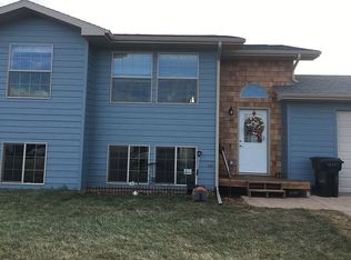 1913 River View Cir, Spearfish, SD 57783