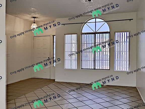 2nd image of 1532 Canyon Rose Way