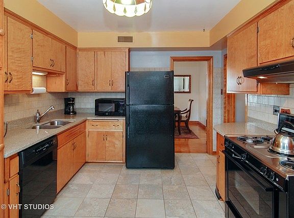 5th image of 1525 Newcastle Ave