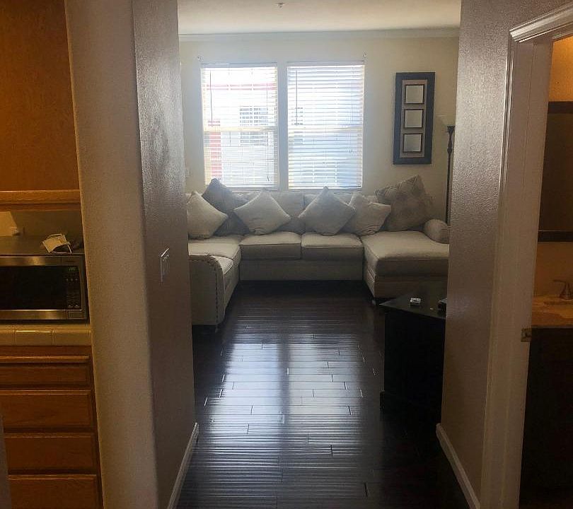 2nd image of 439 Calcagno St