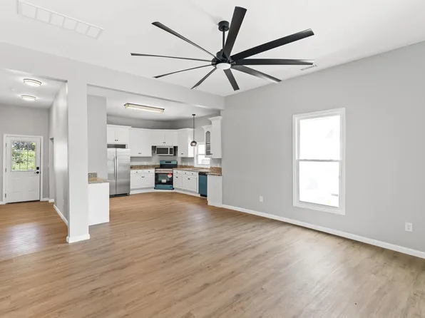 44 Buckner St, Winchester, KY 40391