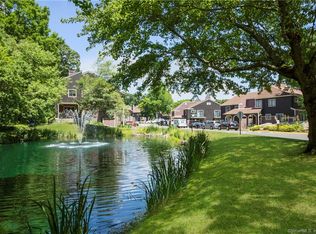 13 Stonegate #C, Branford, CT 06405