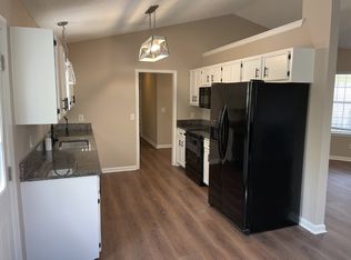 103 Walnut Grove Cir, Irmo, SC 29063