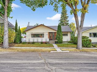 7708 98a Ave NW, Edmonton, AB T6A0C5