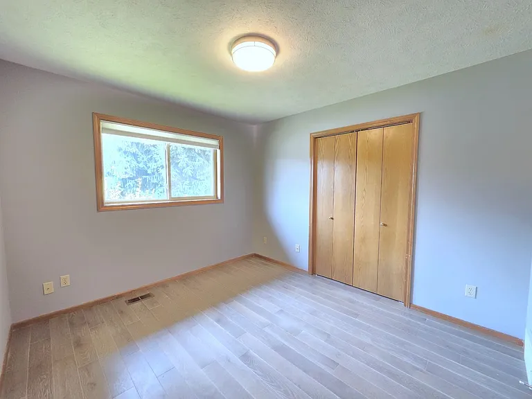 3425 E 61st Ave — Photo 22