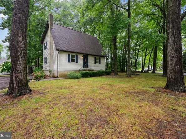 6 Sussex Dr, Ocean View, DE 19970