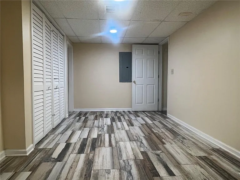 3125 Brownwood Dr — Photo 10