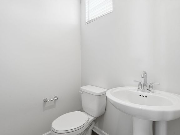 3rd image of 1848 Bluejay Ln #Csg-24