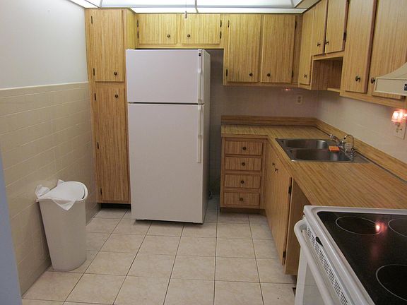 2nd image of 6701 N University Drive 303  Bldg 5