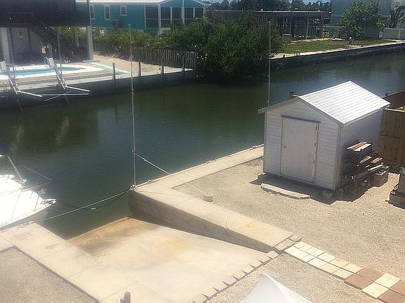 3rd image of 119 Lake Dr