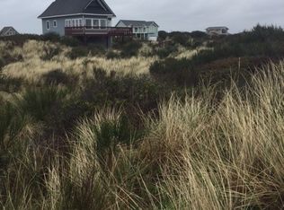 415 S Portal Loop SW, Ocean Shores, WA 98569