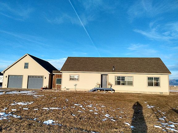 2nd image of 231 Pheasant Dr