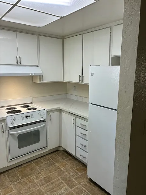 Building Photo - 3202 Kimber Ct #53