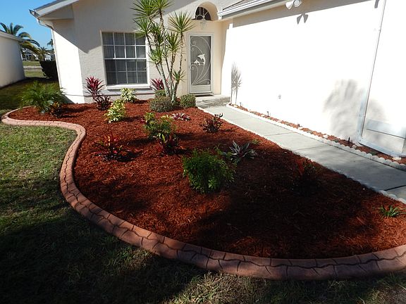 2nd image of 4447 Whitton Way