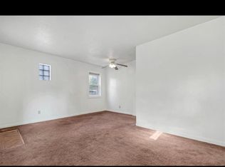 1944 Park Ln, Saint Louis, MO 63136
