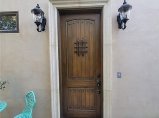 13802 Erwin St, Van Nuys, CA 91401