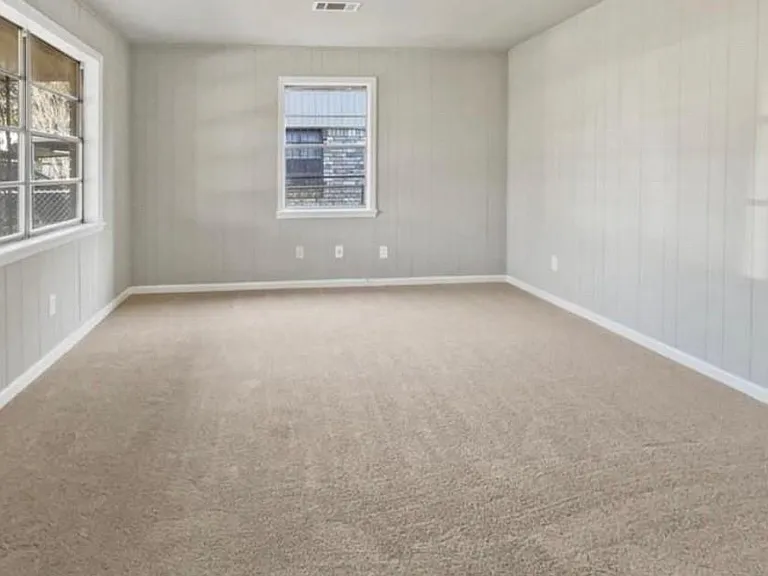 809 Cub Ln — Photo 3