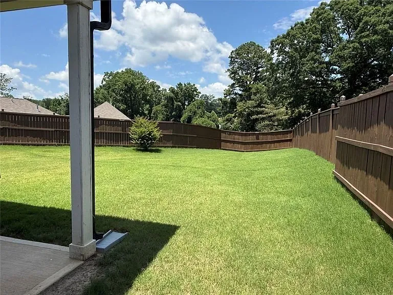 580 Briard Dr — Photo 27