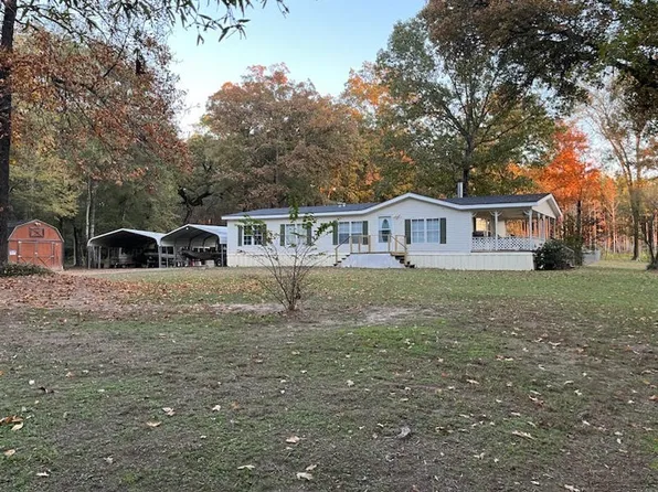 8029 Dawes Rd, Mooringsport, LA 71060