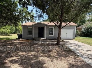1112 Dugan St, Arlington, TX 76010