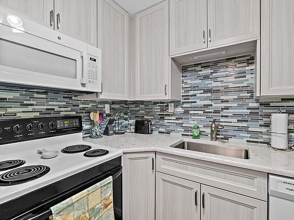 5th image of 3150 N Atlantic Ave APT 17-440