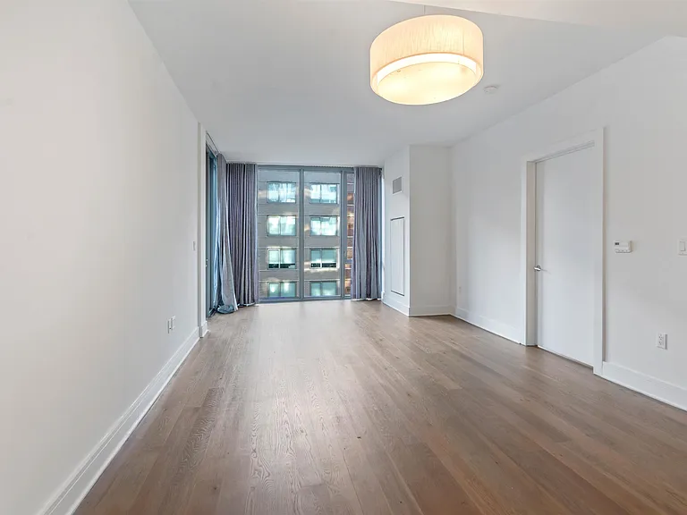 9 Avenue At Port Imperial #921 — Photo 12