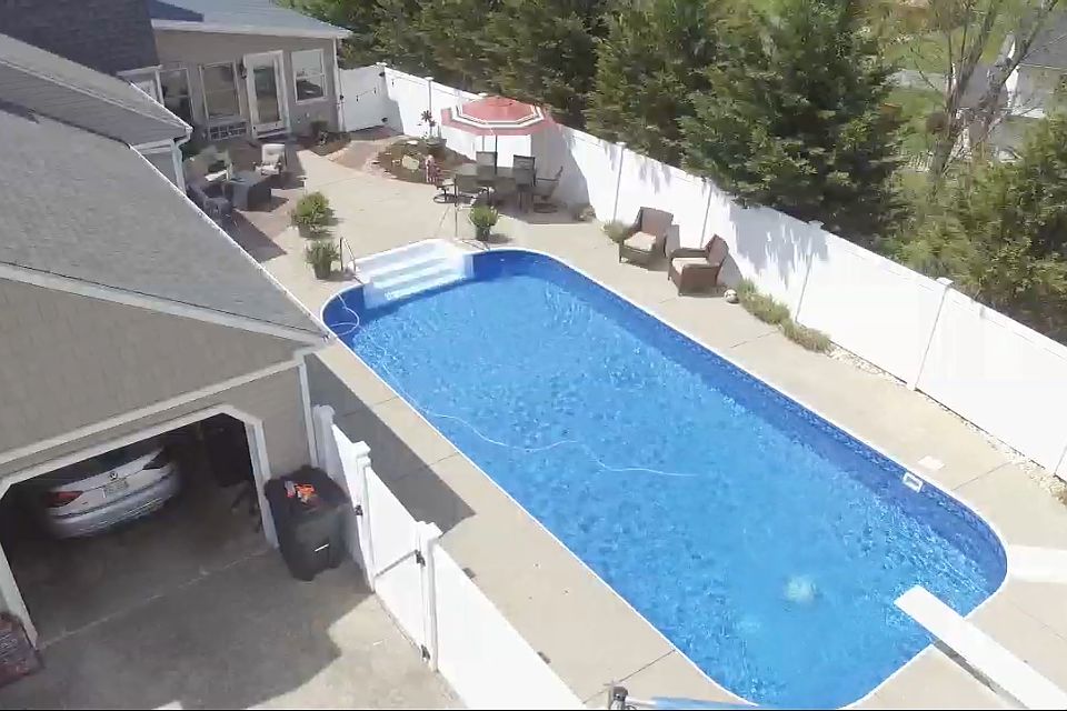 2nd image of 124 Brady Dr