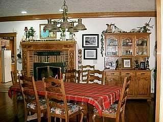 5th image of 20500 Sioux Dr