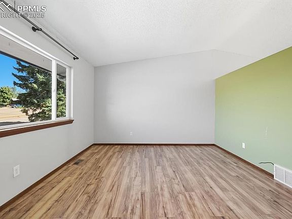 5th image of 3045 Dublin Blvd