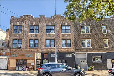 1884 Woodbine Street  image 1 of 24