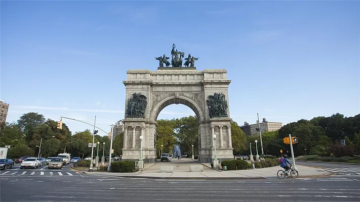 Rented by Garfield Realty  | media 39