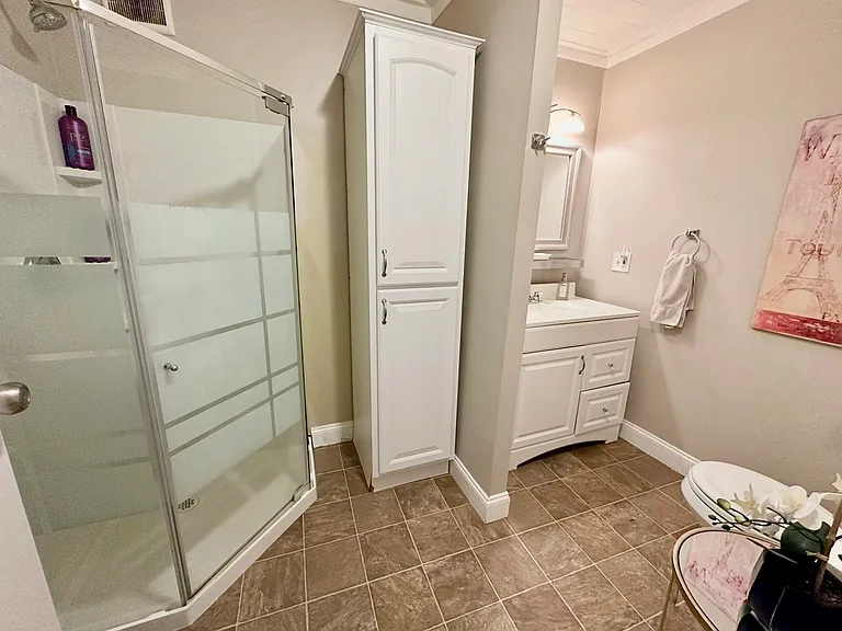 417 Church St #1 — Photo 9