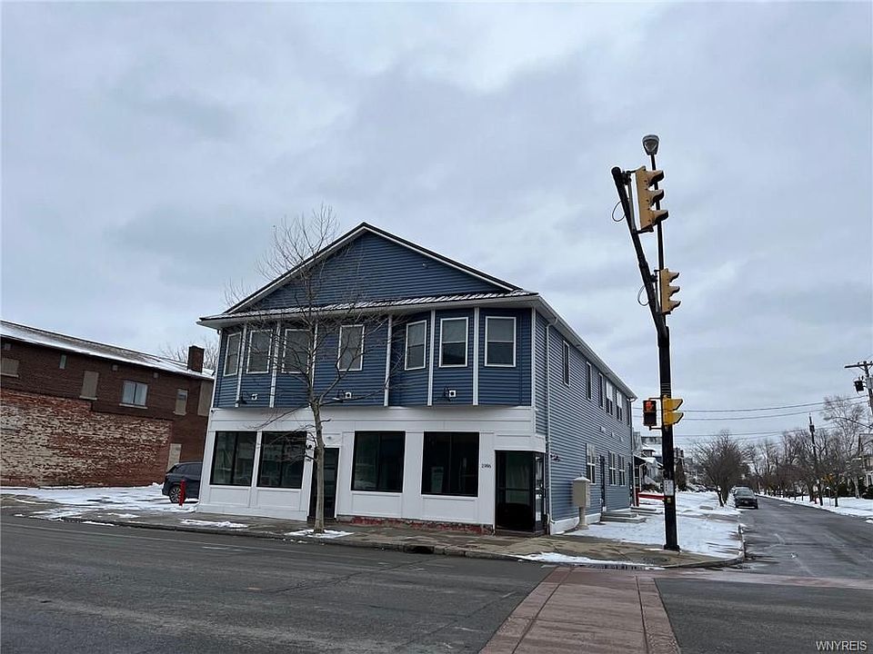1st image of 1986 S Park Ave #4