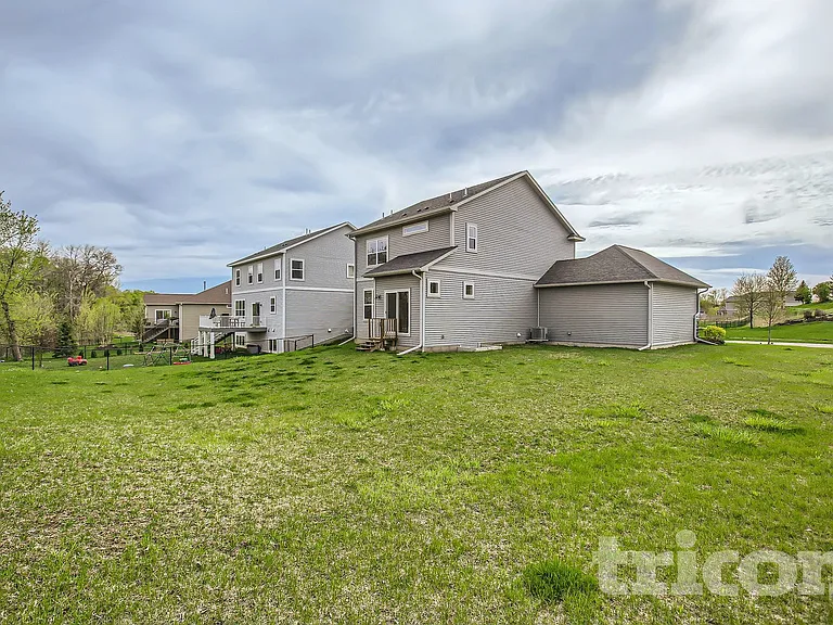 14264 River Hills Pkwy — Photo 2