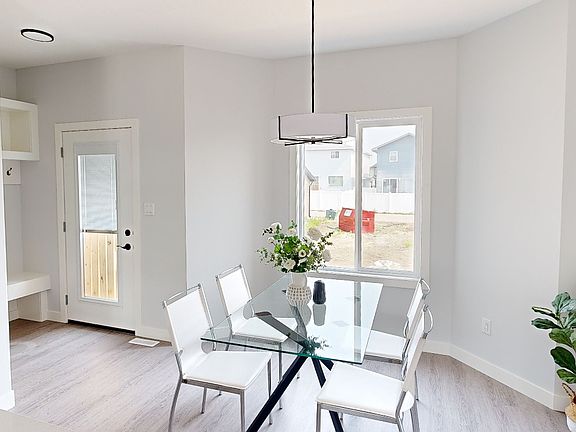 5th image of 5108A E Buckingham Dr #A