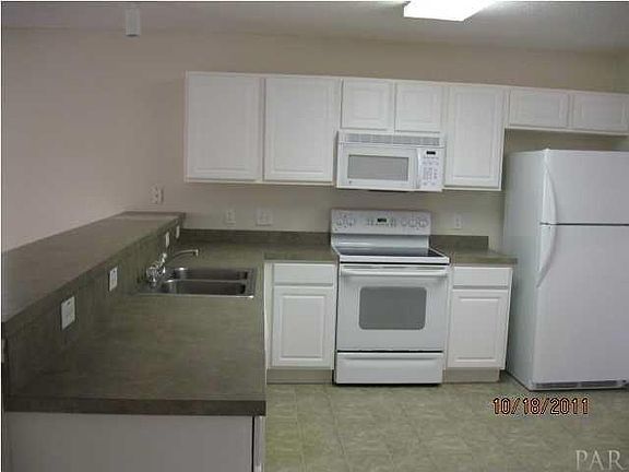 2nd image of 10539 Wilderness Ln