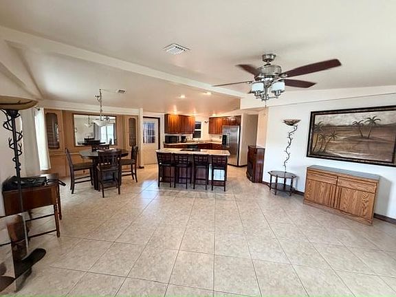 2nd image of 106 Las Palmas Blvd #106