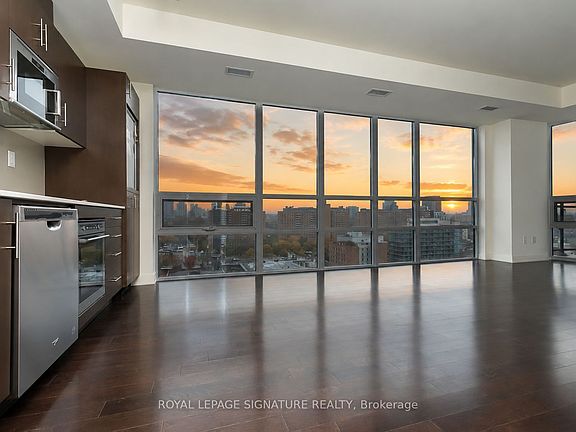 3rd image of 460 Adelaide St E #1706