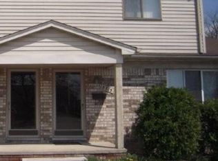18515 E 12 Mile Rd, Roseville, MI 48066