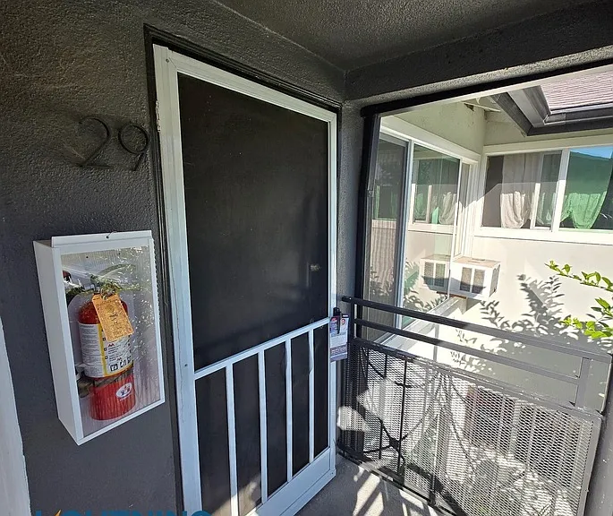 230 S Coronado St #29 — Photo 13
