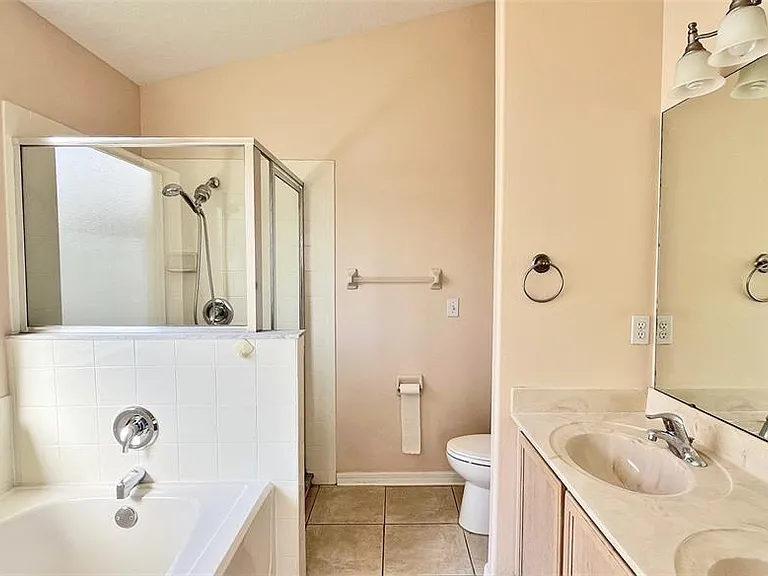 337 Silver Palms Cir — Photo 21
