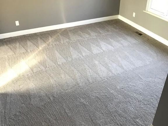 3rd image of 8550 Ashton Ct