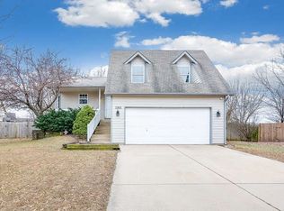 1301 S Gasaway Ct, Derby, KS 67037