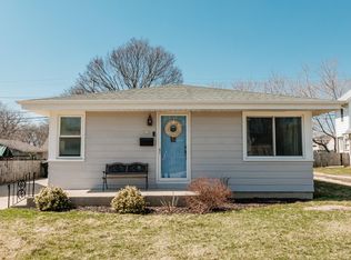 929 S 109th St, West Allis, WI 53214