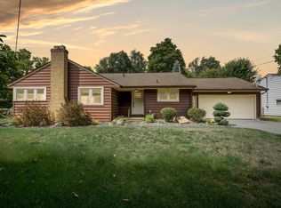 413 Chippewa St, Buchanan, MI 49107