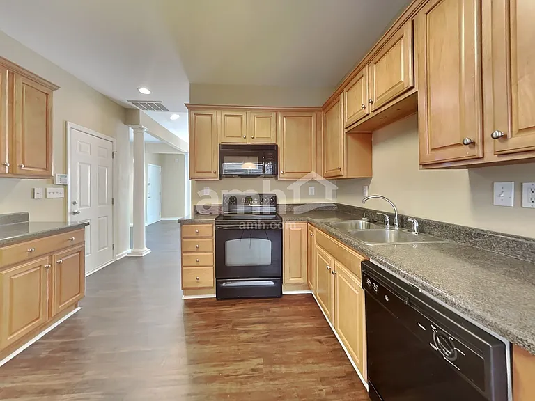 129 Pin Oak Ct — Photo 3